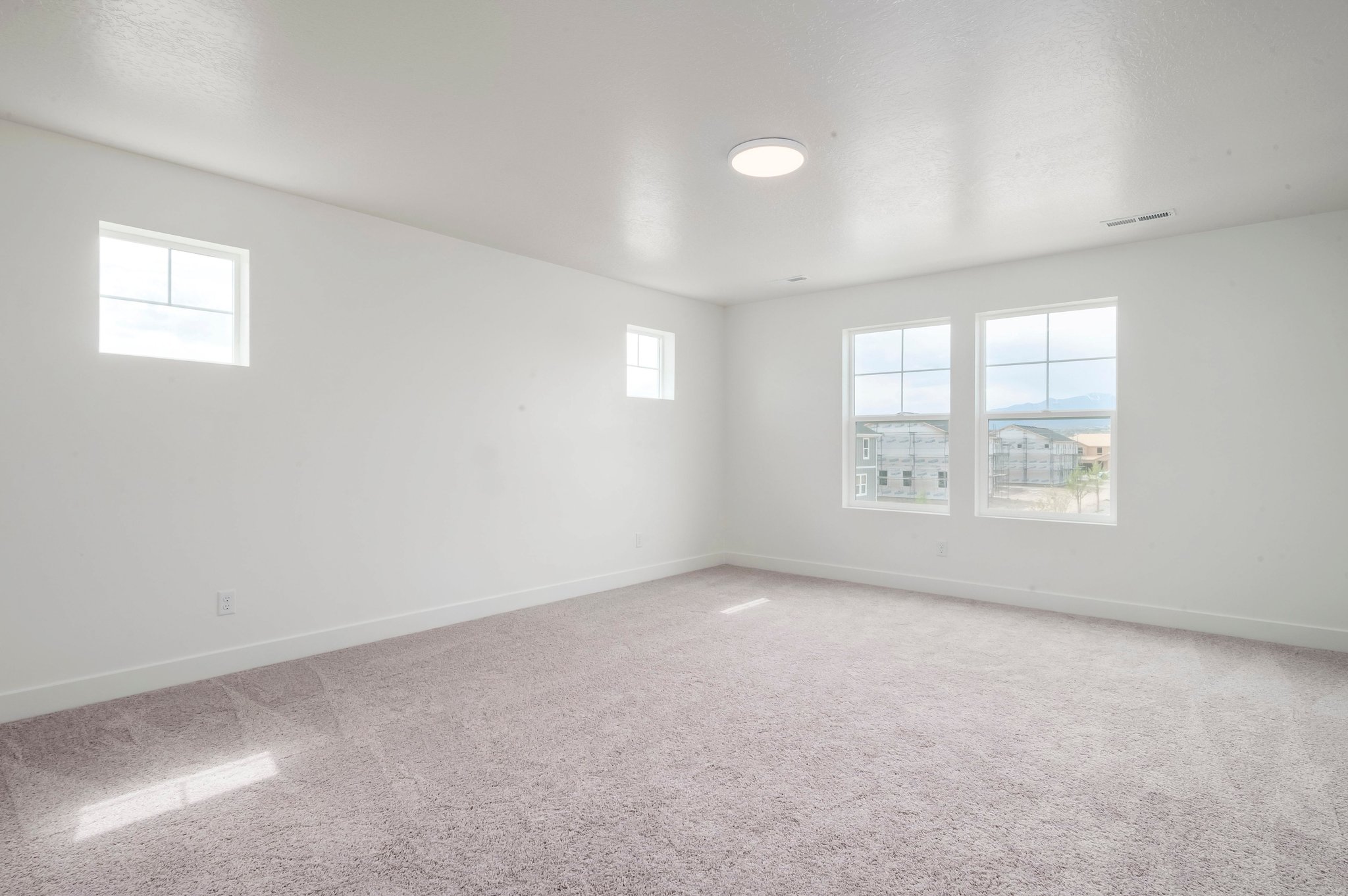 A room with windows.