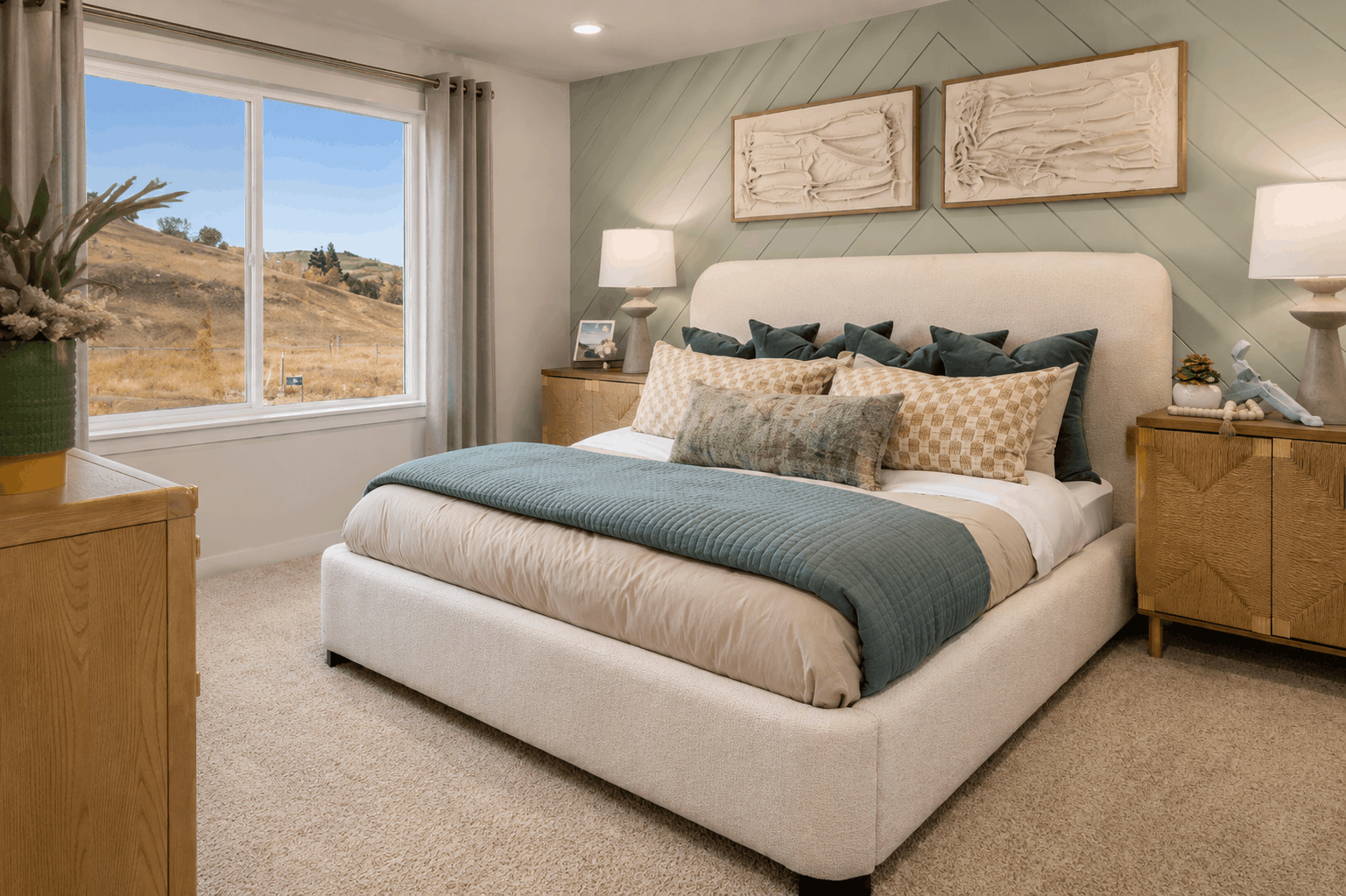 A bedroom with a large bed.